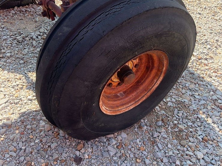 agco-allis-7060-image-22