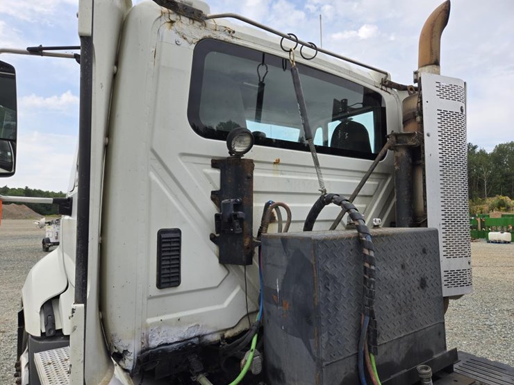 2008-international-prostar-image-28