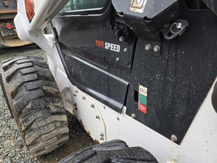 2021-bobcat-s76-image-27