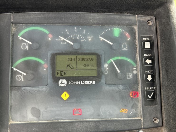 2014-deere-460e-image-47