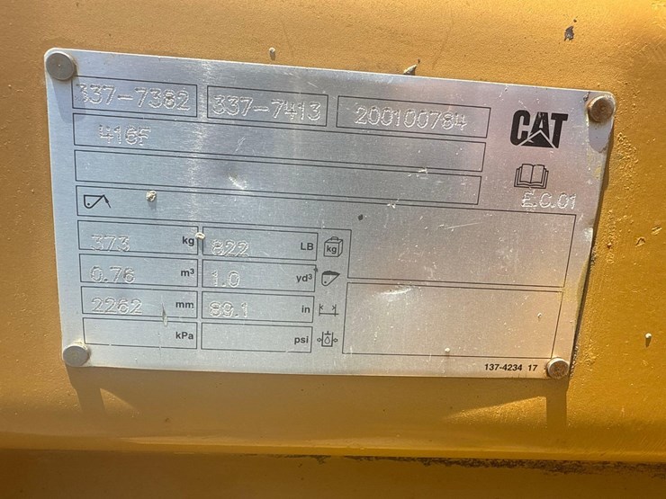 2020-caterpillar-416f2-image-16
