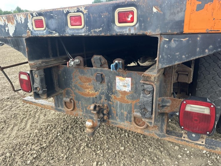 2005-international-durastar-4200-image-18
