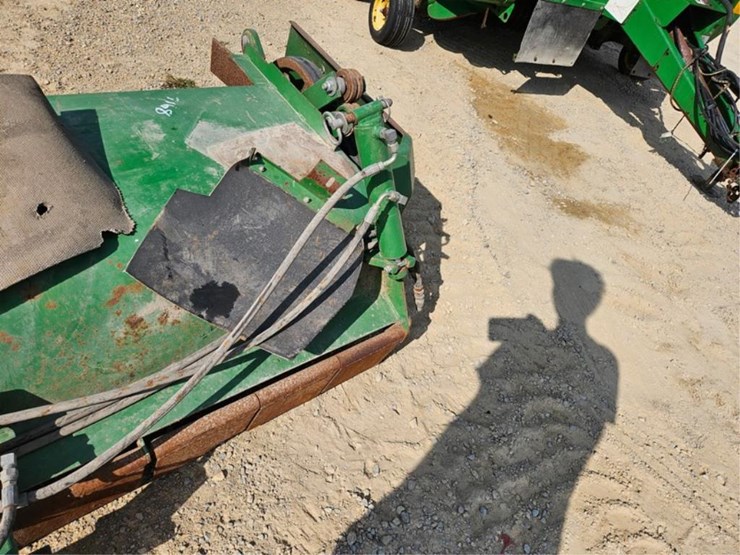 john-deere-566-image-44