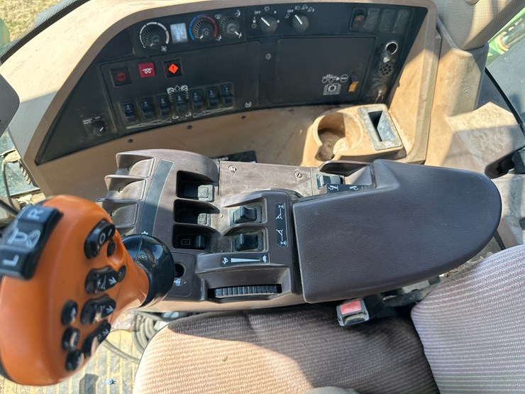 2011-john-deere-4730-image-66