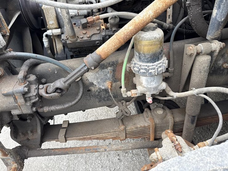 2001-caterpillar-3126-image-16
