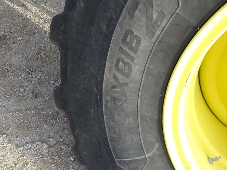 2019-john-deere-f4365-image-52