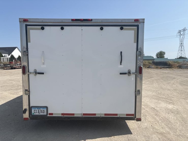#1311-•-arising-industries-approx-30'-enclosed-trailer-image-9