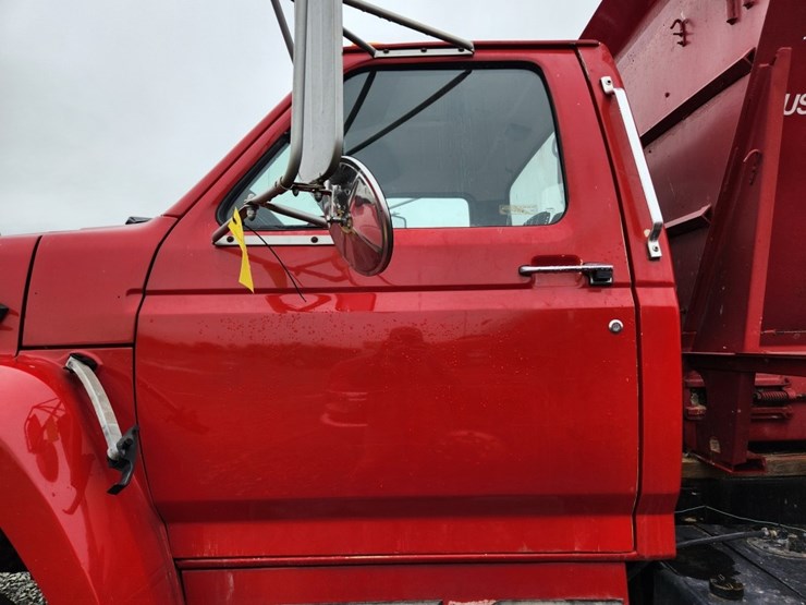 1989-ford-f800-image-18