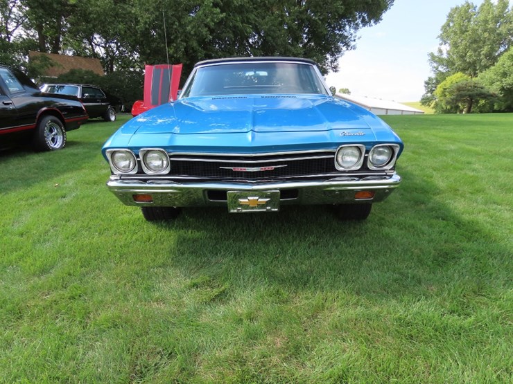 1968-chevrolet-chevelle-convertible-image-2