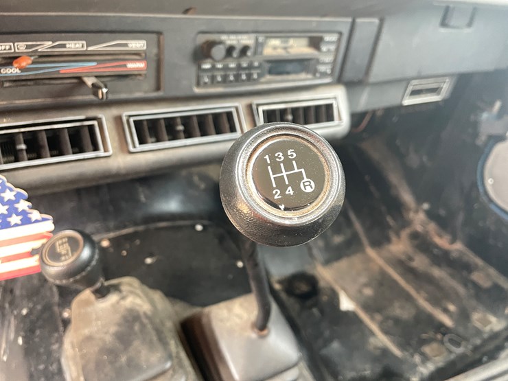 1990-jeep-wrangler-image-69