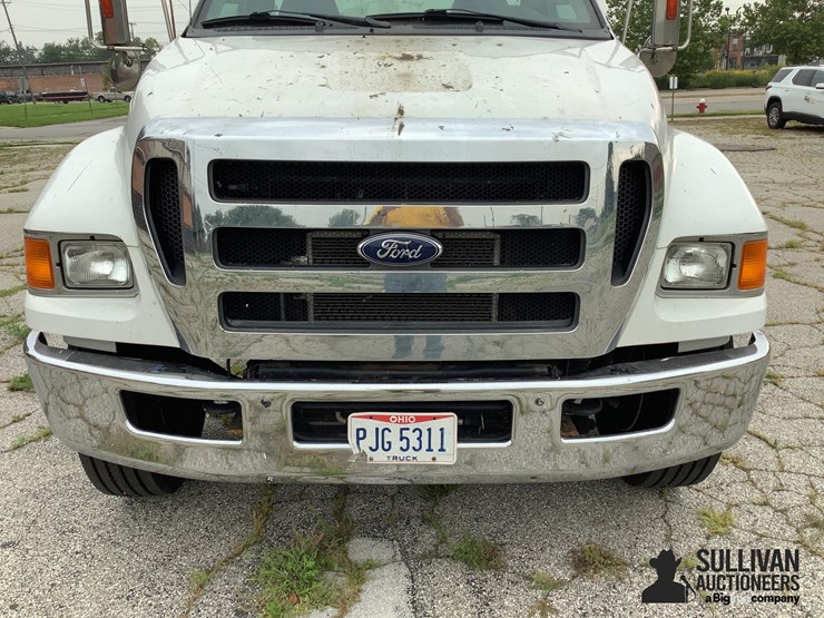 2015-ford-f650-image-15