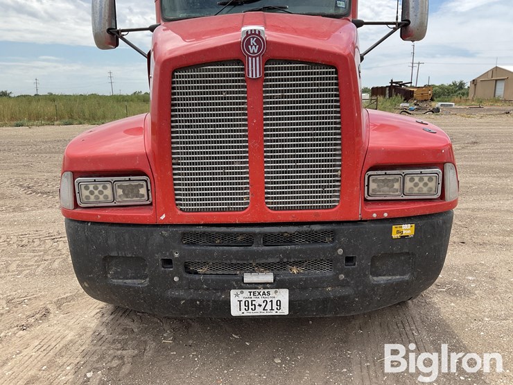 2007-kenworth-t600-image-9