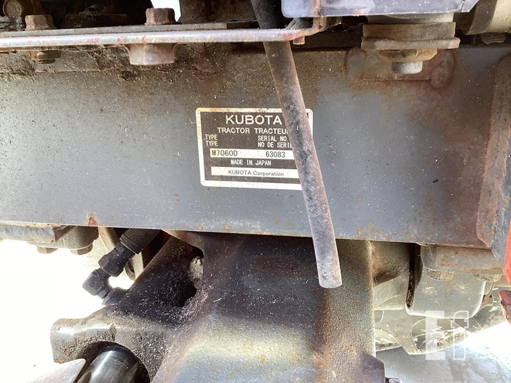 2016-kubota-m7060d-image-16