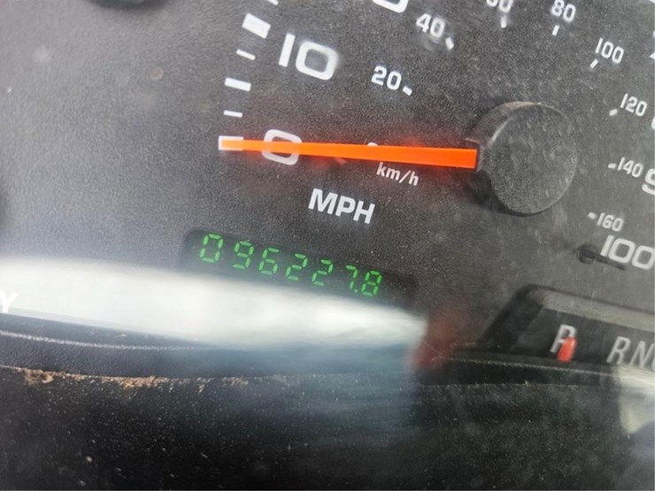 2004-ford-f350-image-30