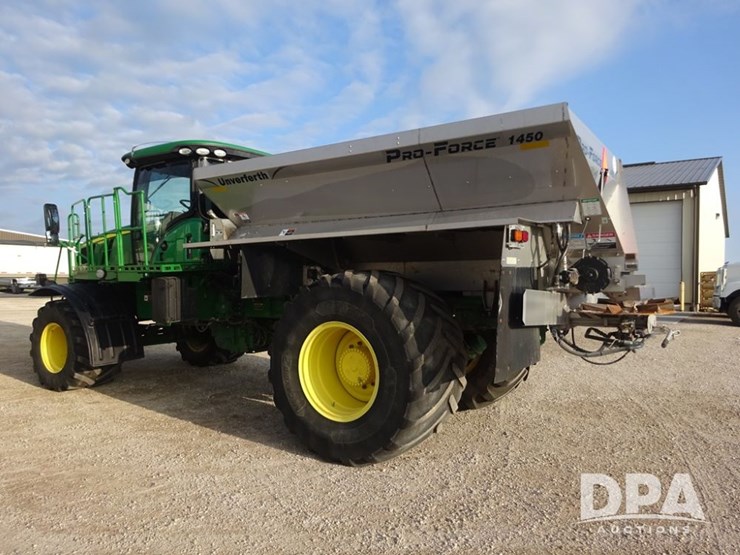 2019-john-deere-f4365-image-28