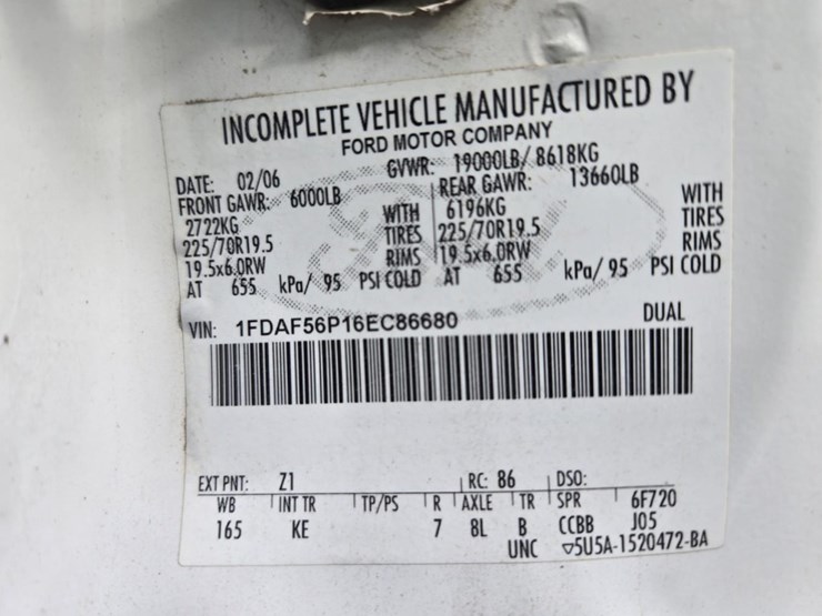 2006-ford-f550-image-65