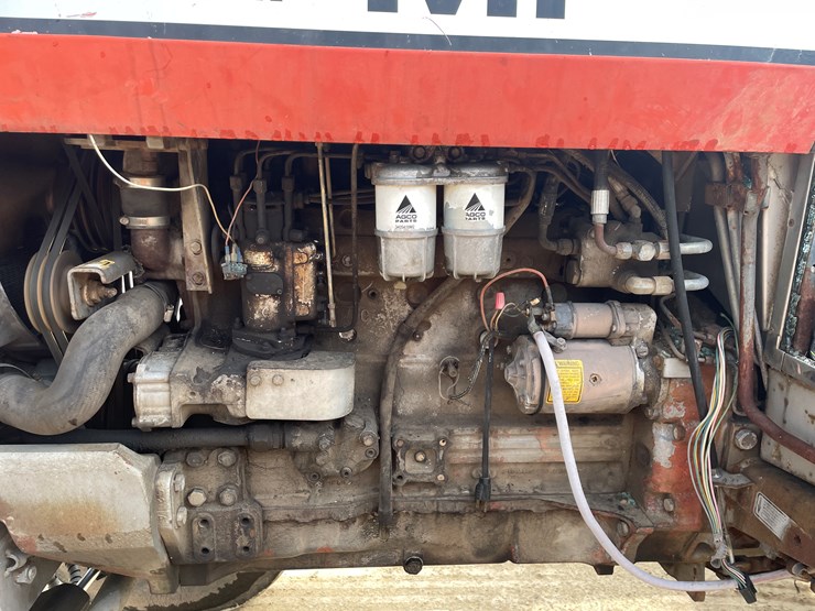 massey-ferguson-2705-image-21