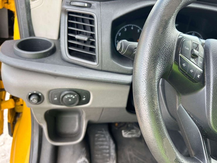 2020-ford-transit-image-14