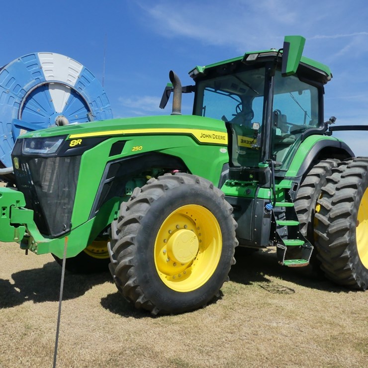 JOHN DEERE 8R 250