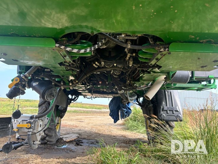 2025-john-deere-616r-image-53