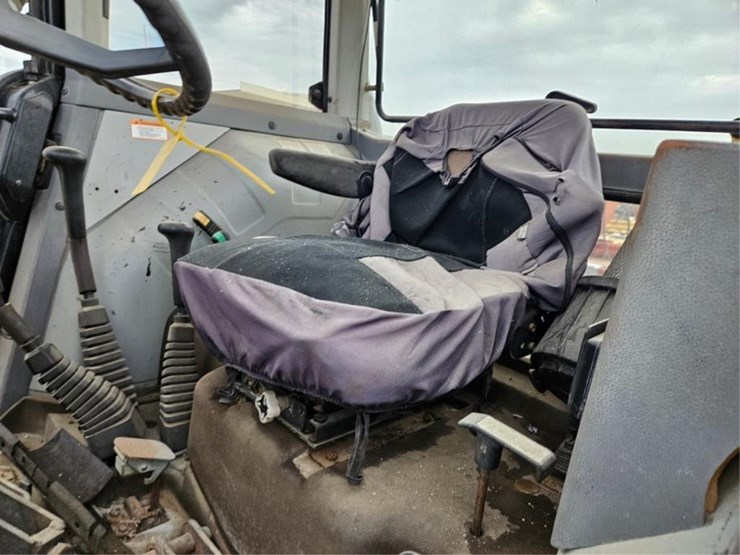 agco-allis-6690-image-28