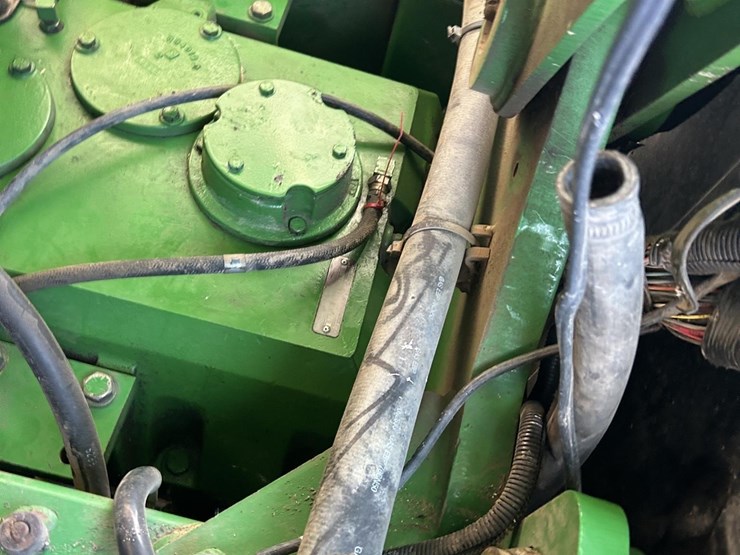 1996-john-deere-9400-image-37
