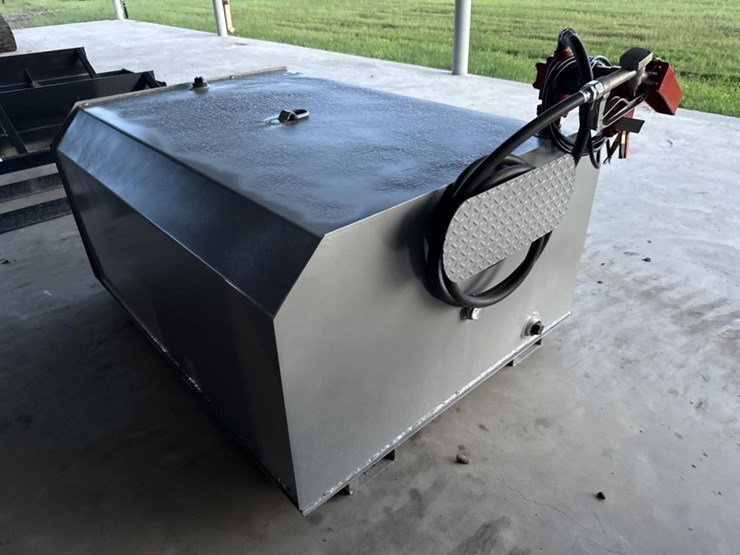 #2502-•-300-gallon-fuel-tank-image-7