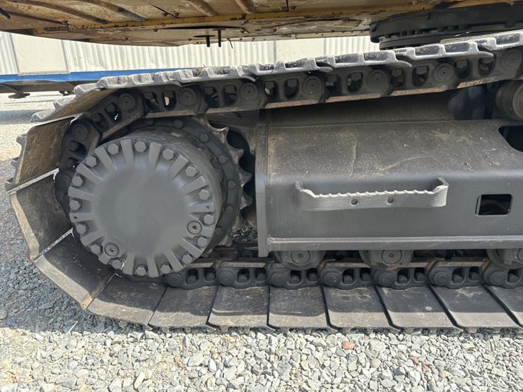 2011-caterpillar-320d-image-83