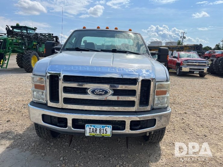 2008-ford-f350-xlt-image-3