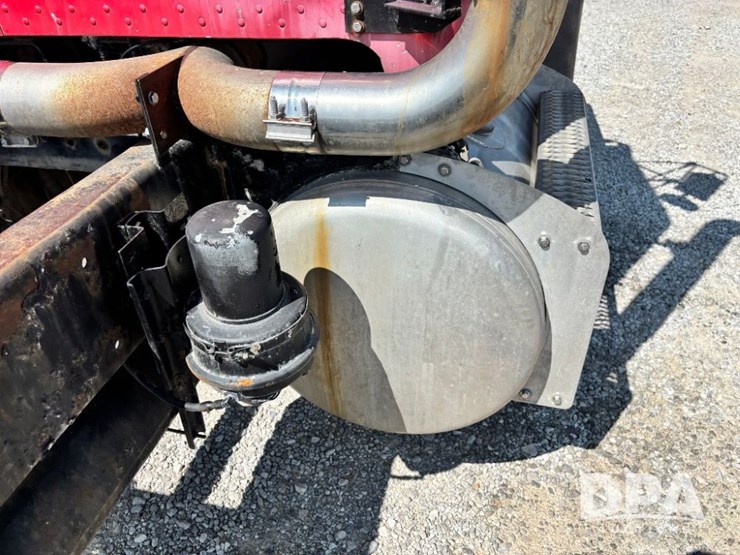 1993-peterbilt-377-image-52