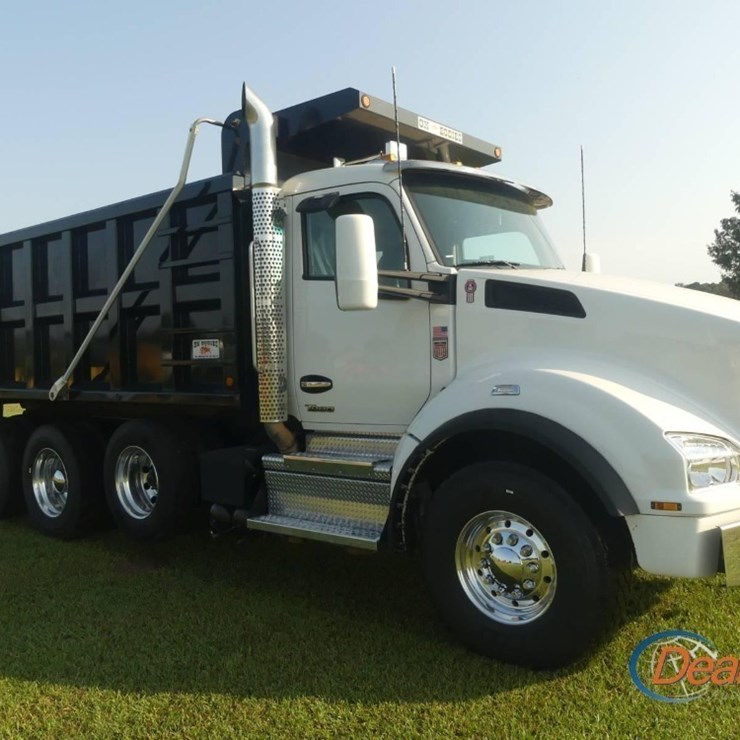 2024 KENWORTH T880