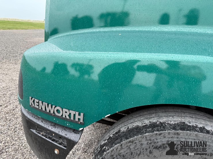 2007-kenworth-t600-image-10