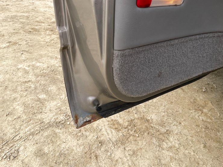 1999-gmc-2500-image-37