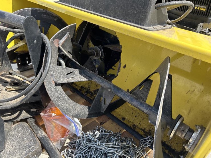 john-deere-425-image-11