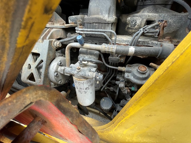 new-holland-lb75b-image-55