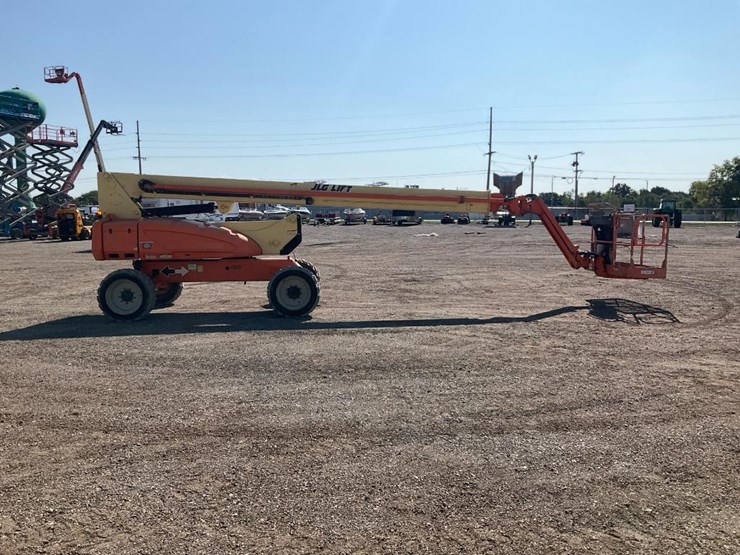2004-jlg-m600jp-image-2