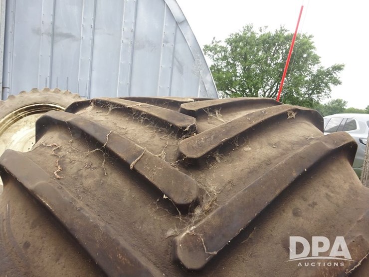 good-year-flotation-tire-(pz13889)-image-4
