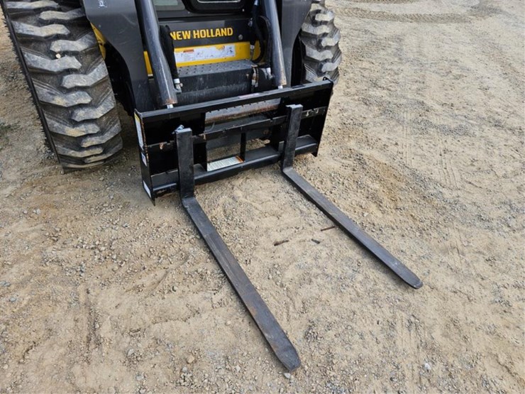 new-holland-l328-image-9
