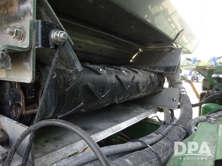 2019-john-deere-f4365-image-63