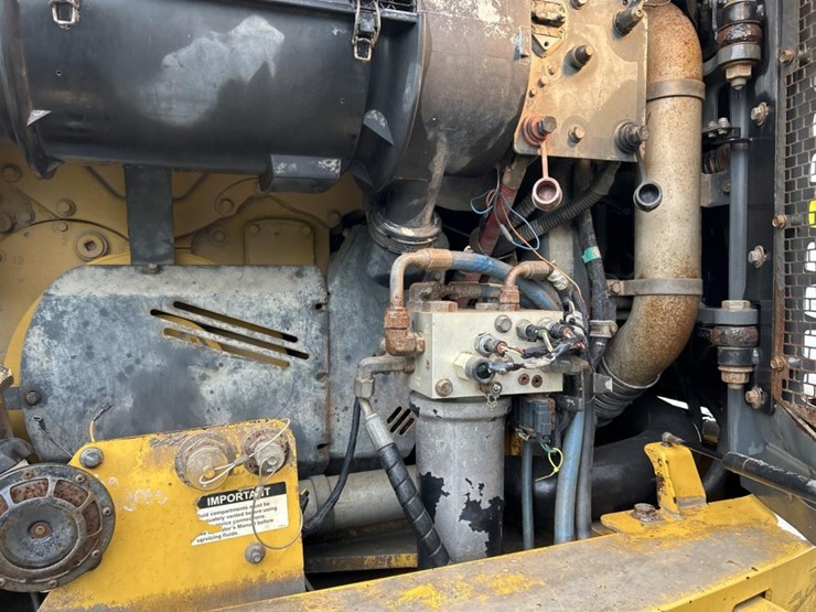 2014-deere-460e-image-31