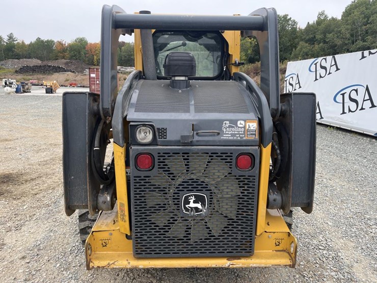 2014-deere-326e-image-4