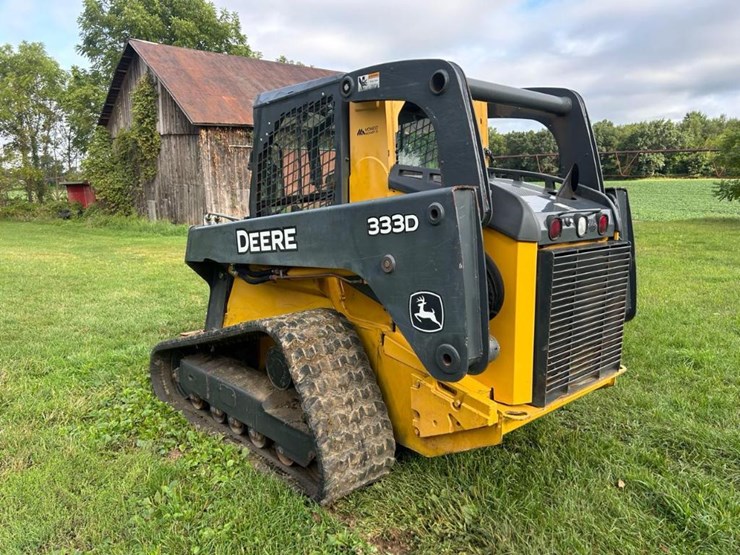 2012-deere-333d-image-5