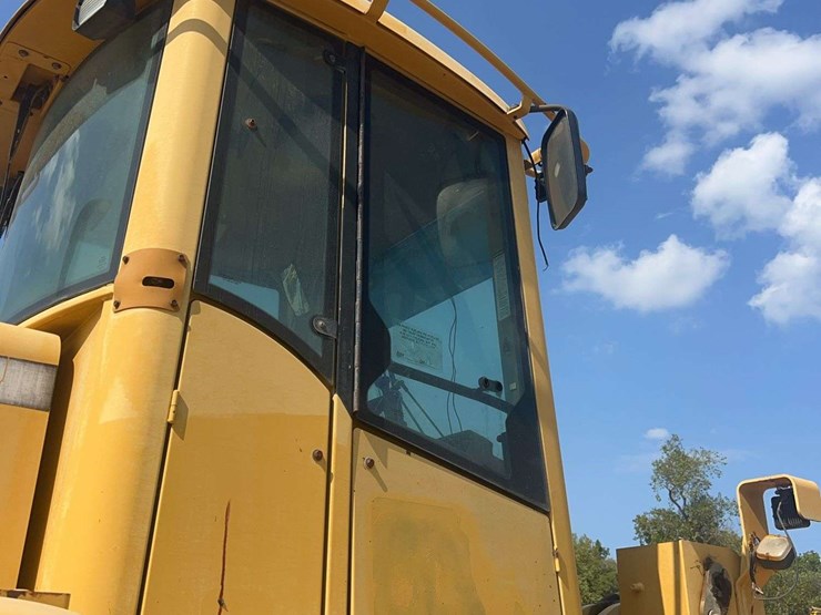 john-deere-544-image-24