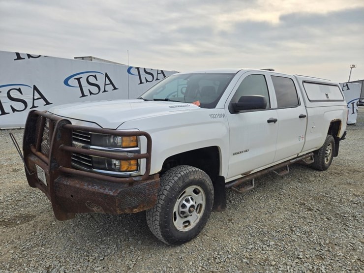 2015-chevrolet-2500hd-image-1