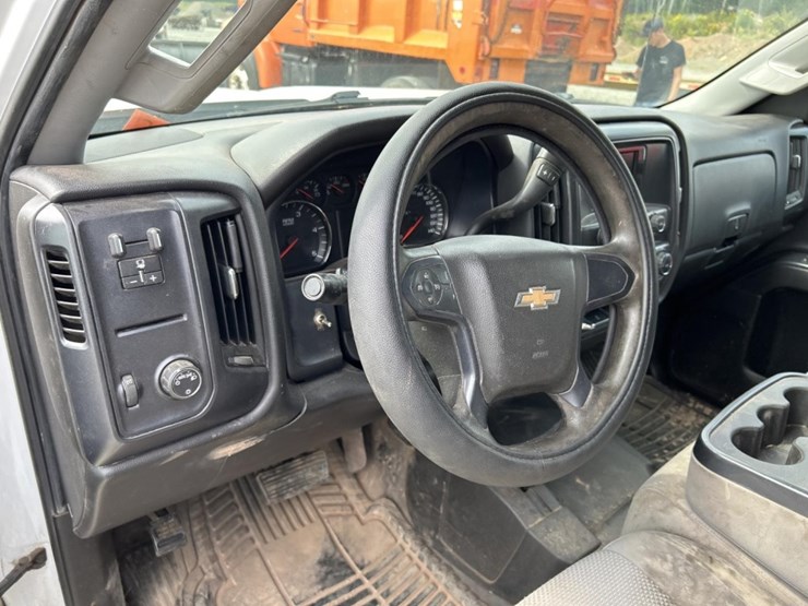 2015-chevrolet-2500hd-image-51