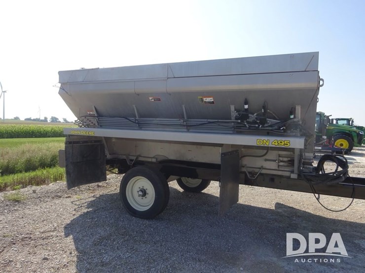 2021-john-deere-f4365-image-11