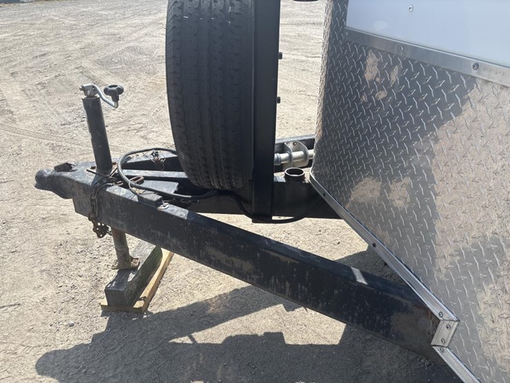 #1311-•-arising-industries-approx-30'-enclosed-trailer-image-22