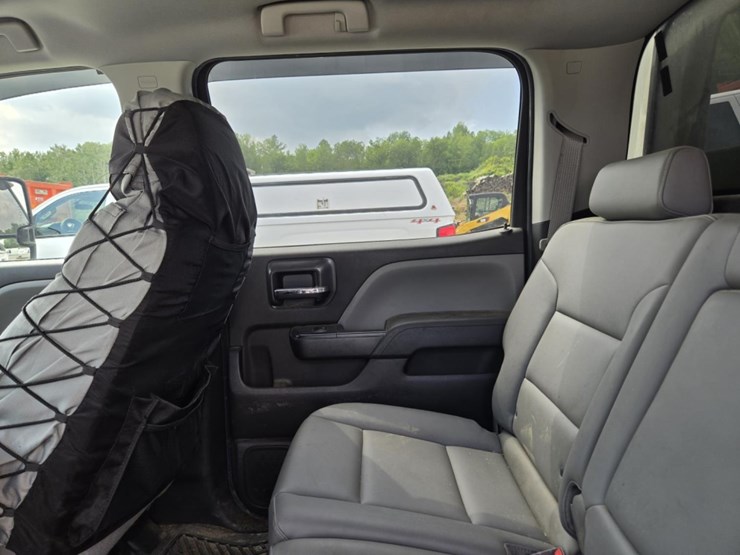 2016-chevrolet-2500hd-image-48
