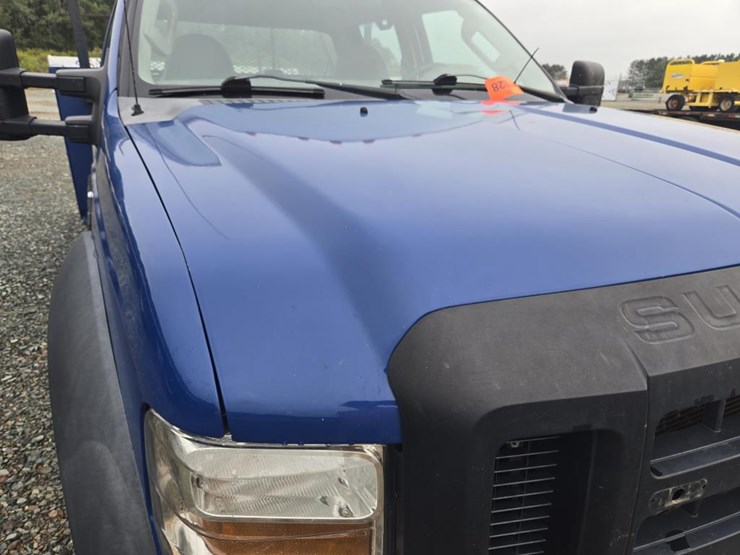 2008-ford-f550-image-11