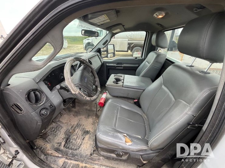 2012-ford-f350-image-43